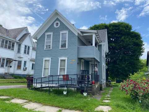 40 Grove St, Gloversville, NY 12078