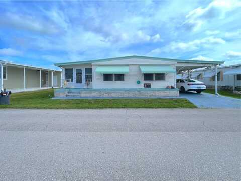 569 Plaza Del Sol, North Fort Myers, FL 33917