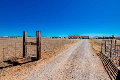 300 THOMPSON, Moriarty, NM 87035