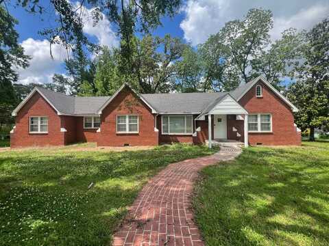 205 Shirley Ave, Winona, MS 38967