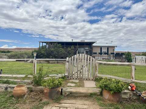 38 Montano Road, Belen, NM 87002