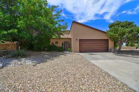 1729 Monte Largo Drive NE, Albuquerque, NM 87112