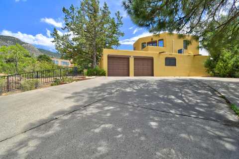 13500 Sunset Canyon Drive NE, Albuquerque, NM 87111