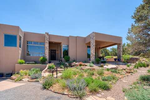 2 CONCHA Court, Sandia Park, NM 87047