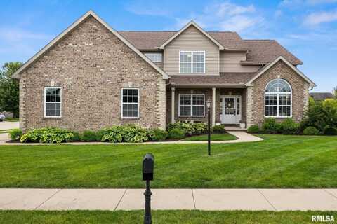 2902 W WESSEX Drive, Peoria, IL 61615