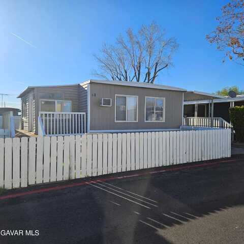 3157 E Avenue I, Lancaster, CA 93535
