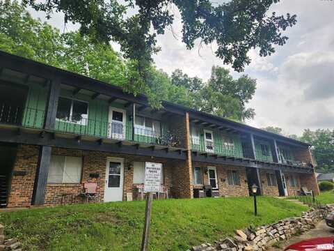 740 E SHORE Drive, Pekin, IL 61554