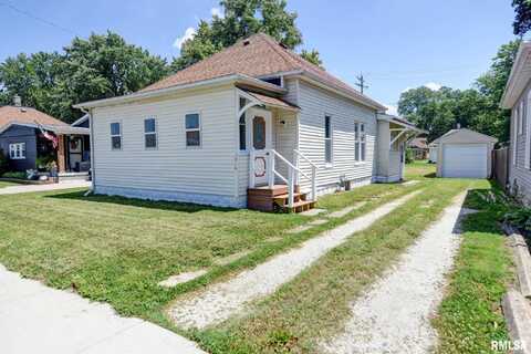 516 N PAWNEE Street, Taylorville, IL 62568