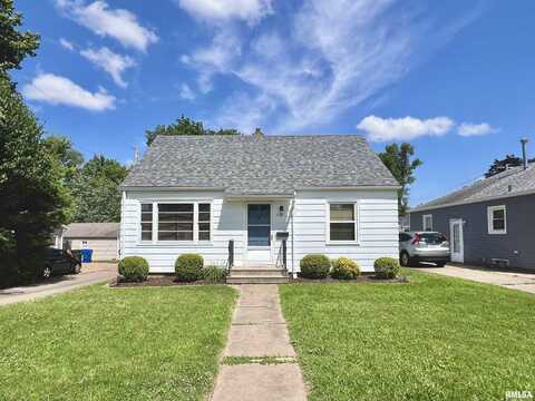 1130 53RD Street, Moline, IL 61265