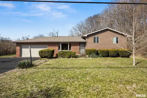 117 ARNOLD Road, East Peoria, IL 61611