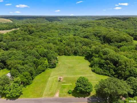 2116 N Prichard Road, Peoria, IL 61615