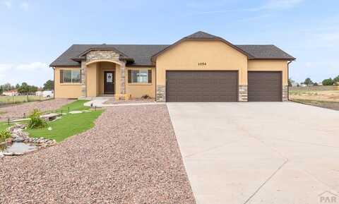 1054 W Meadowmoor Dr, Pueblo West, CO 81007