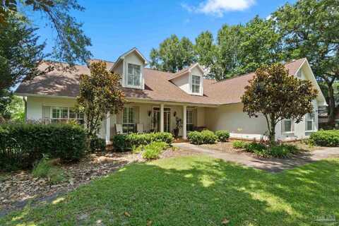 956 Broken Arrow Ln, Cantonment, FL 32533