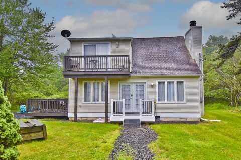 594 Sullivan Trail, Long Pond, PA 18334