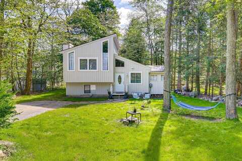 9251 Westwood Drive, Tobyhanna, PA 18466
