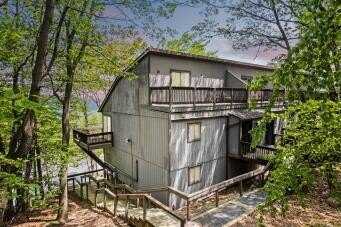 152 Cross Country Lane, Tannersville, PA 18372