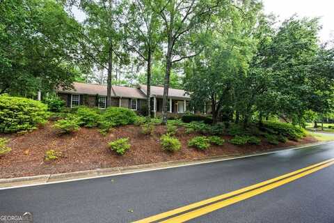 205 Castlegate Road, Macon, GA 31210