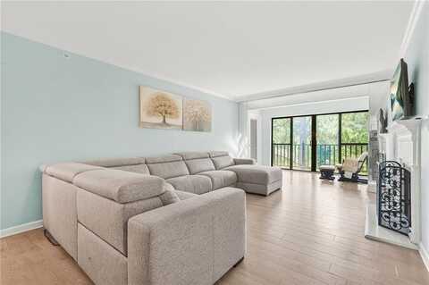 27404 Plantation Drive NE, Atlanta, GA 30324