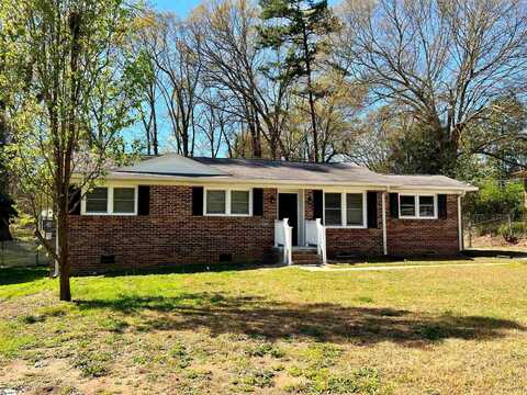 204 Sherondale Lane, Simpsonville, SC 29680