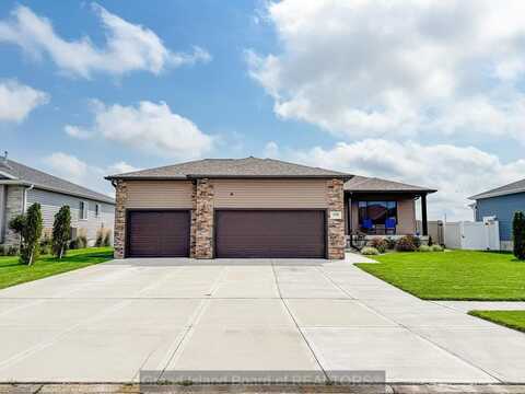 1539 Stonewood Ave., Grand Island, NE 68803