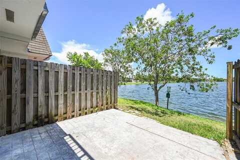 4122 SW 61st Ave, Davie, FL 33314