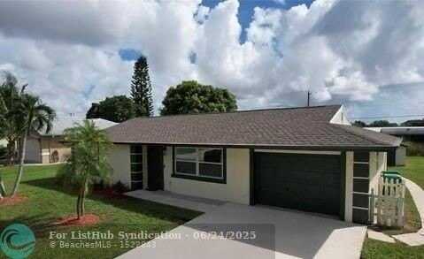 463 NW Ravenswood Ln, Port Saint Lucie, FL 34983