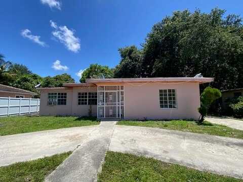 755 NE 140th St, North Miami, FL 33161
