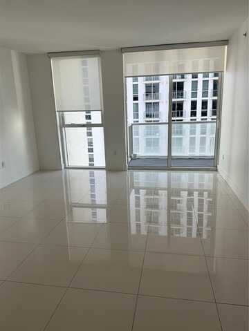 253 NE 2nd Street, Miami, FL 33132