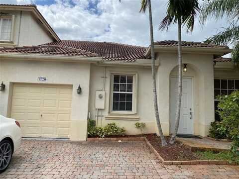1720 NW 78 Way, Pembroke Pines, FL 33024