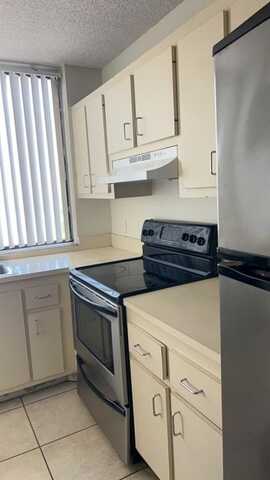 4222 Inverrary Blvd, Lauderhill, FL 33319