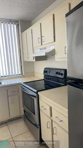 4222 Inverrary Blvd, Lauderhill, FL 33319