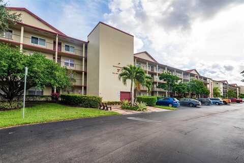 701 SW 128th Ave, Pembroke Pines, FL 33027
