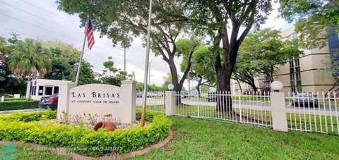7035 NW 186th St, Hialeah, FL 33015