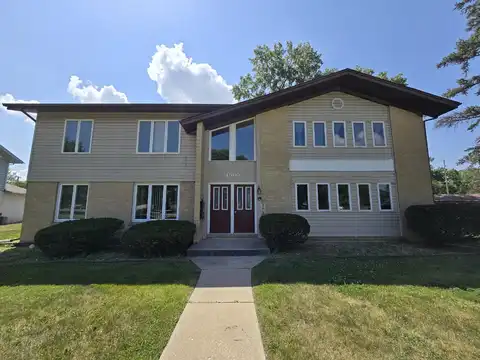 1500 Camellia Drive, Munster, IN 46321