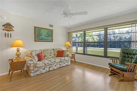 12 Plantation Drive unit: 205, Vero Beach, FL 32966