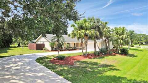 3060 SE Darien Road, Port Saint Lucie, FL 34952