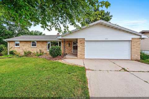 2416 S RIDGE Road, GREEN BAY, WI 54304