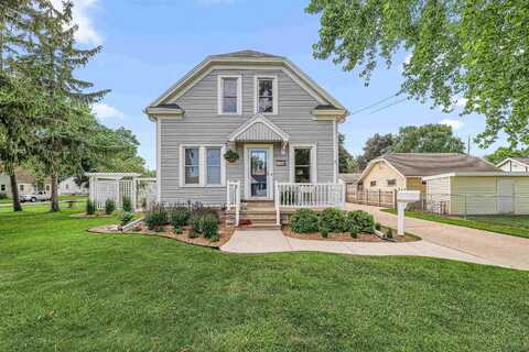 1515 RUGBY Street, OSHKOSH, WI 54902
