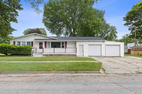 1790 LOST Lane, GREEN BAY, WI 54302
