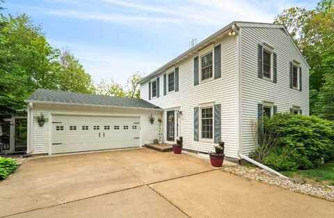 E2538 NELSON Road, WAUPACA, WI 54981