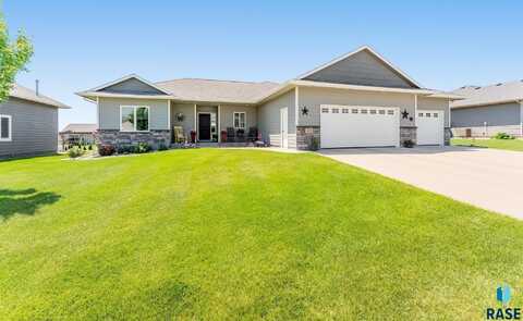 413 N Willow Creek Ave, Sioux Falls, SD 57110