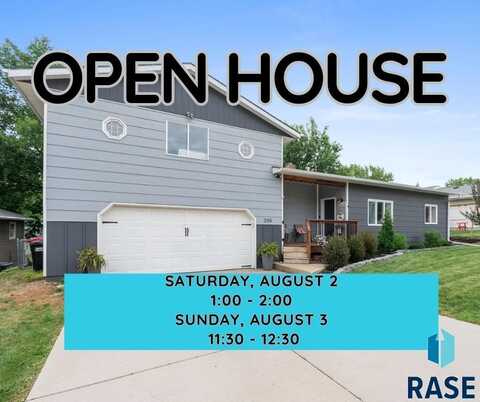 205 S 1st Ave, Brandon, SD 57005