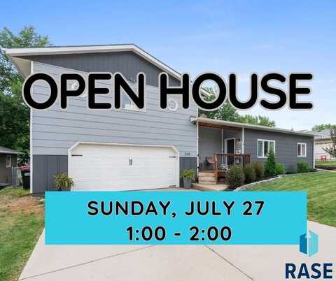 205 S 1st Ave, Brandon, SD 57005