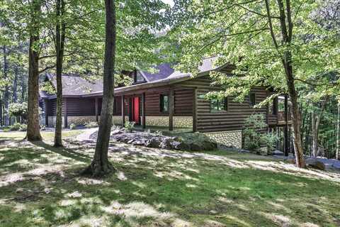 8433 SWAN LAKE DR, Minocqua, WI 54548