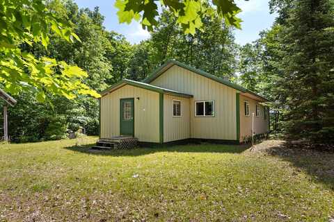 5046 MORAINE LAKE RD, Marenisco, MI 49947
