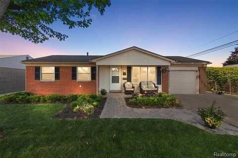 39177 Roslyn Drive, Sterling Heights, MI 48313