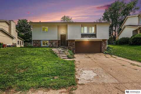 12741 Ridgeview Circle, Bellevue, NE 68123