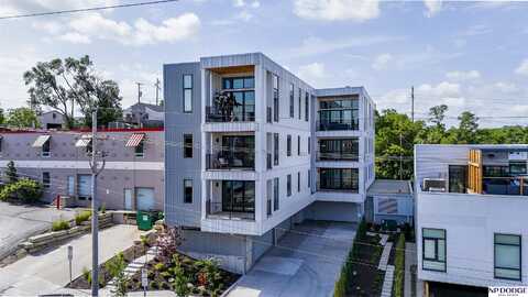 1217 Pacific Street, Omaha, NE 68108
