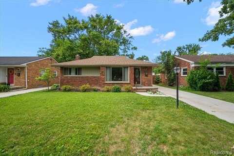 17677 Denby, Redford, MI 48240