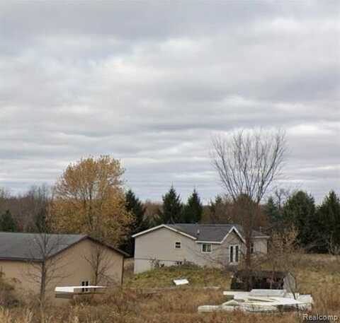 2320 Gramer Road N, Webberville, MI 48892